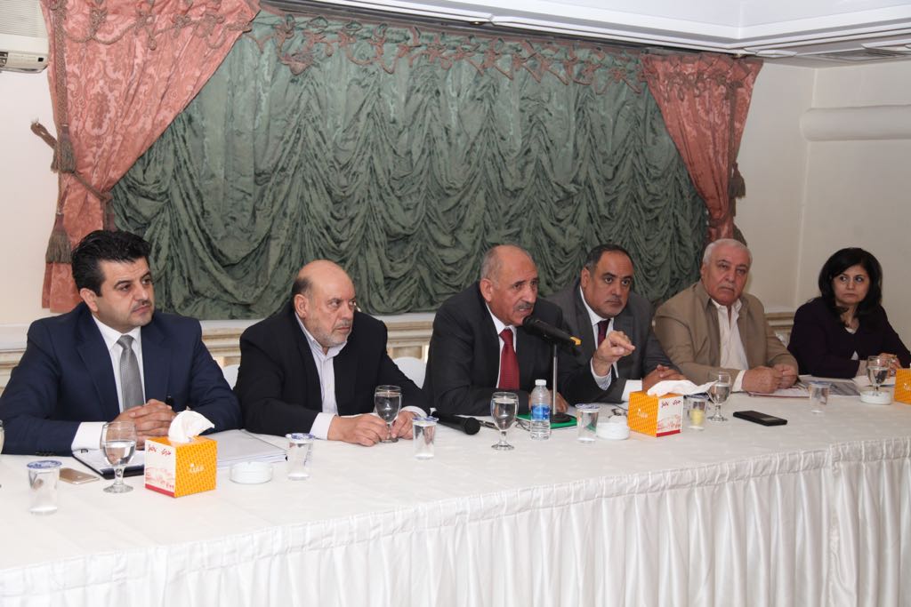 الذنيبات يدعو العاملين في الفوسفات إلى