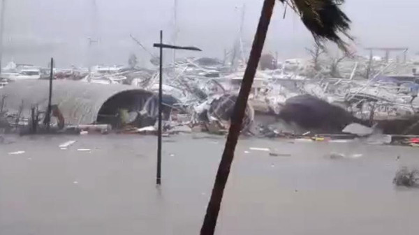 العاصفة نايت تتحول لإعصار وتجتاح المكسيك