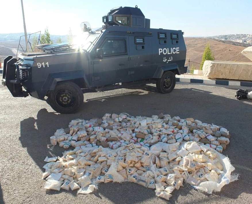 ضبط كميات كبيرة من المواد المخدرة