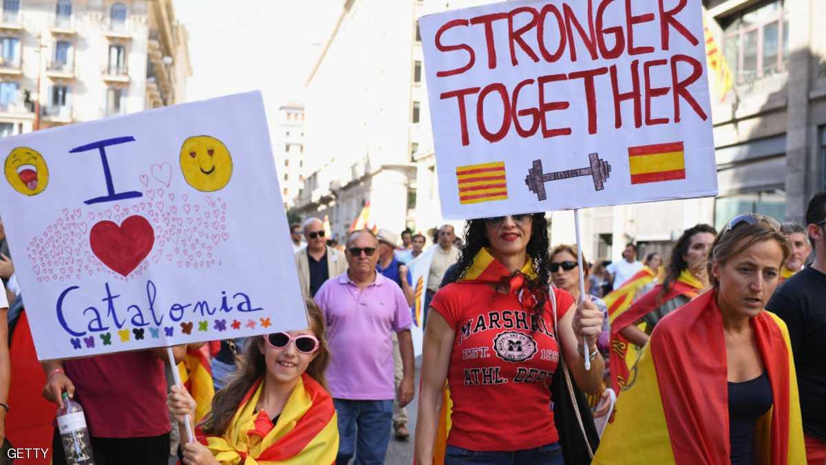 تظاهر حاشدة في برشلونة ضد انفصال