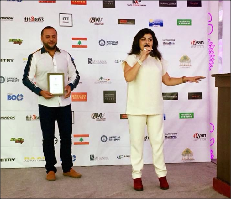 رجل المخاطر ناجي أبو حسن يكرم