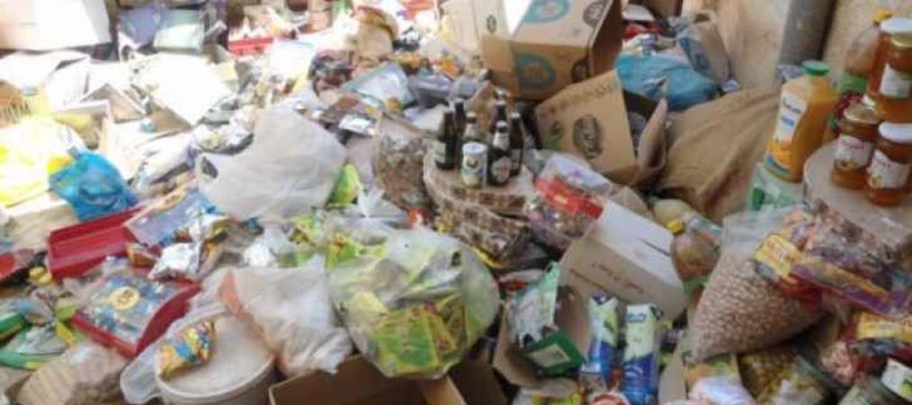معان: إتلاف 3 أطنان مواد غذائية