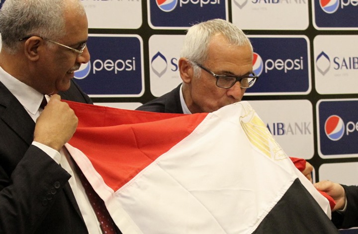 مؤثر.. مدرب الفراعنة أرجنتيني لكنه ردد