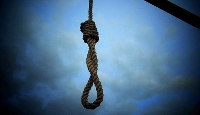 سوري ينتحر بشنق نفسه بحبل في