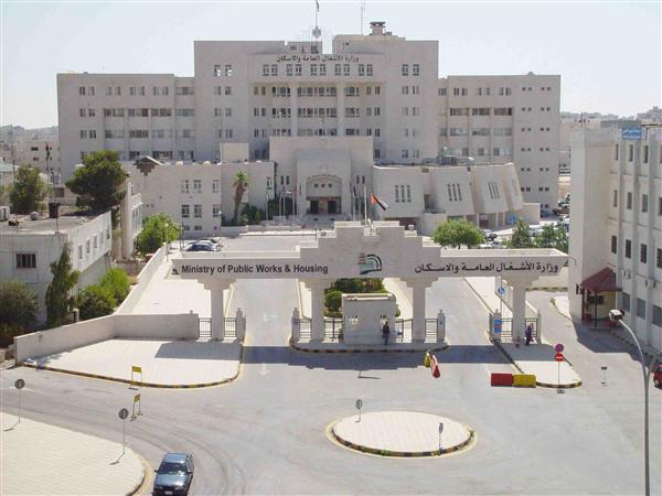 كيف ردت ’الاشغال‘ على شبهات الفساد