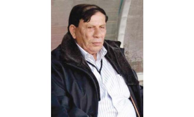 الأمير علي ينعي المدرب السعيد