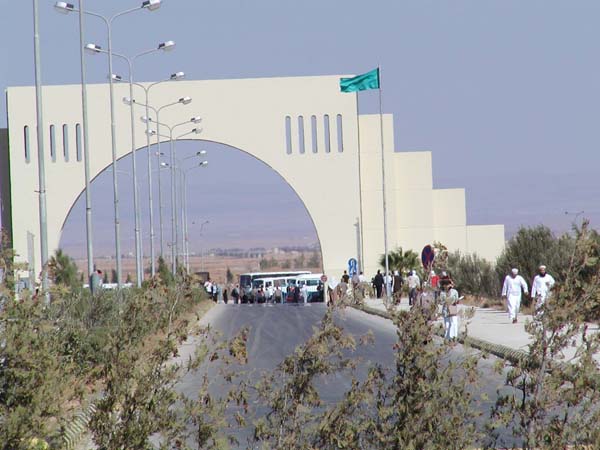 آل البيت تمنع الصحفيين من دخول