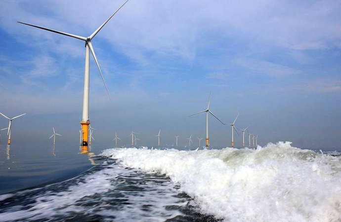 مزرعة رياح في المحيط الأطلسي تكفي