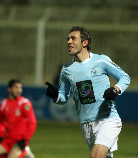 اتفاق مبدئي لعودة أحمد هايل إلى