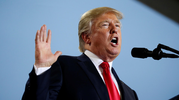 ترمب: لن ننحاز لأي طرف في