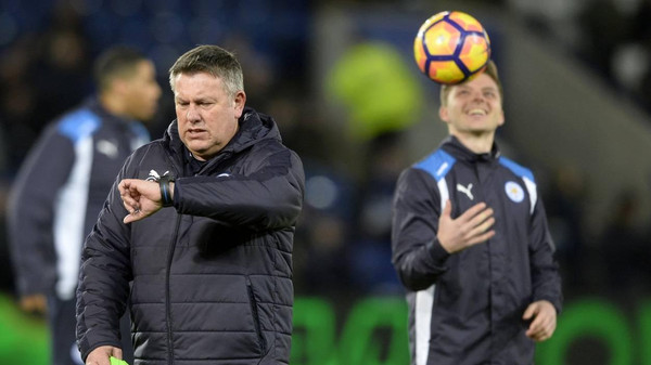 ليستر سيتي يقيل مدربه شيكسبير