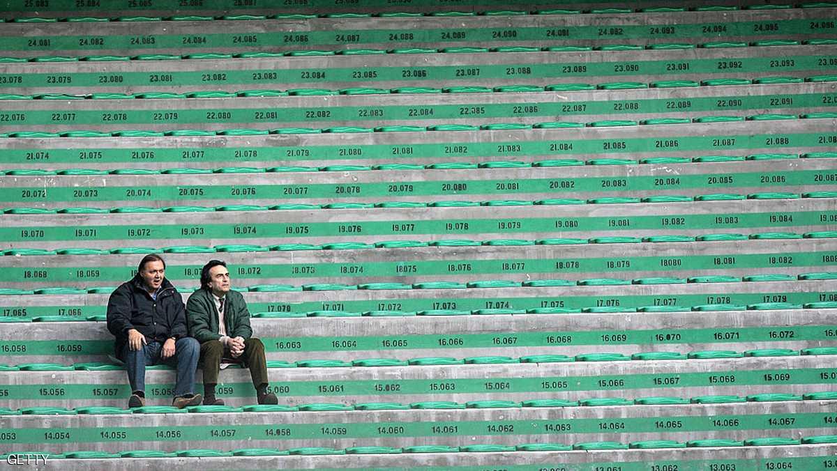 عقوبة على ناد إيطالي تبول أحد