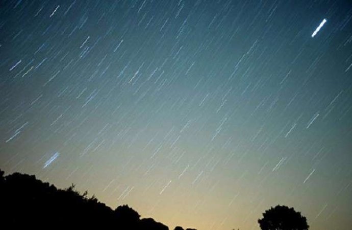 فلكي أردني: الأردن سيشهد ’زخة كثيفة