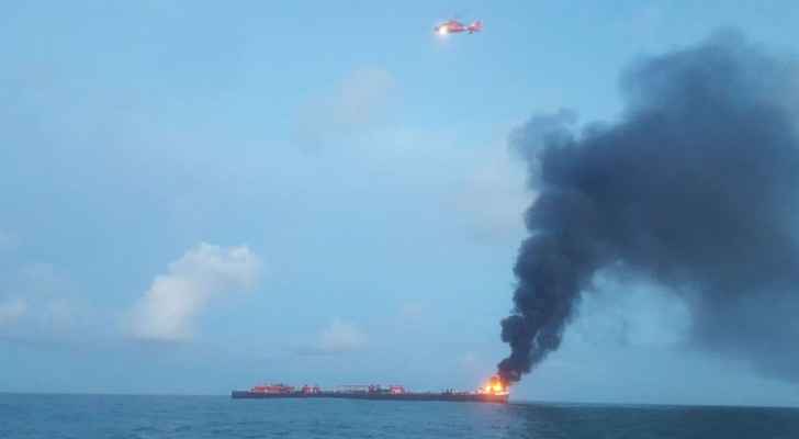 انفجار ناقلة نفط أمريكية (فيديو)