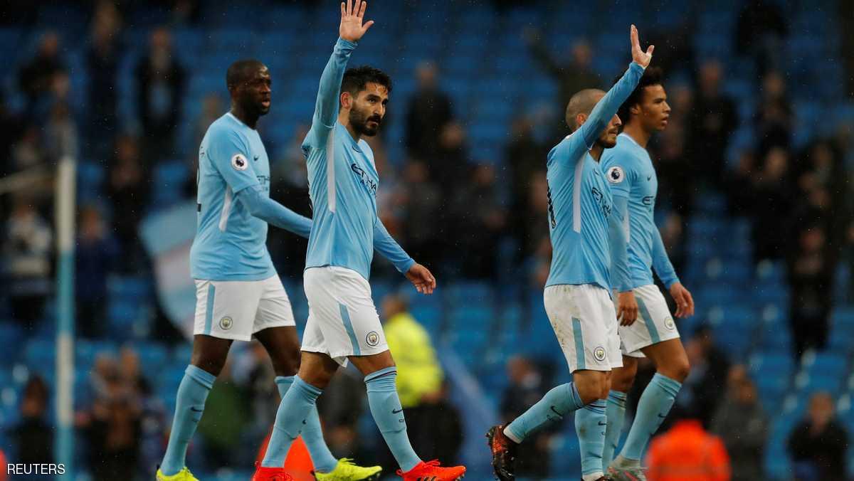 مانشستر سيتي يعزز صدارته مستغلا الخسارة