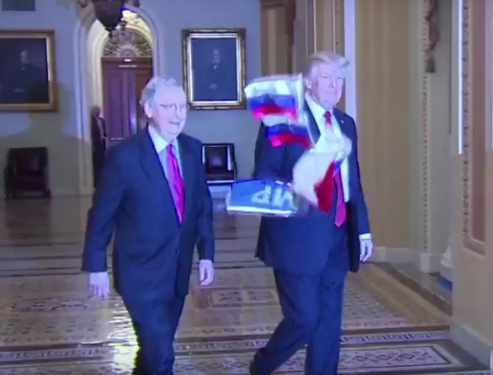 هجوم على ترامب داخل الكونغرس (شاهد)