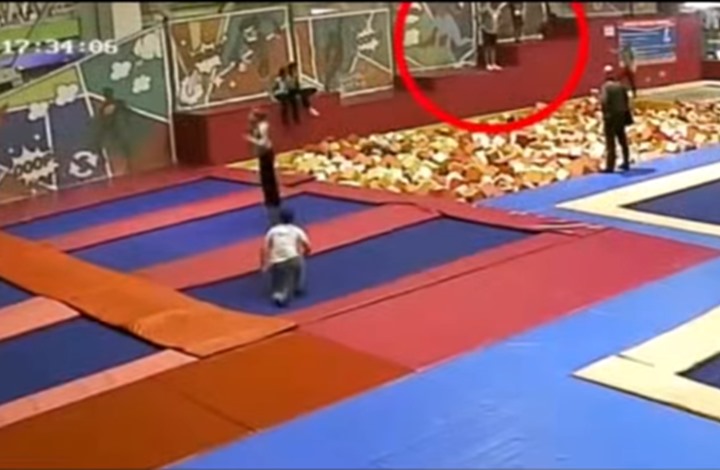 وفاة سياسي روسي أمام ابنه بقفزة