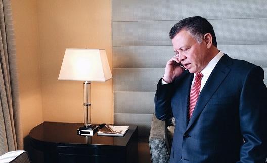 هنية يهاتف الملك