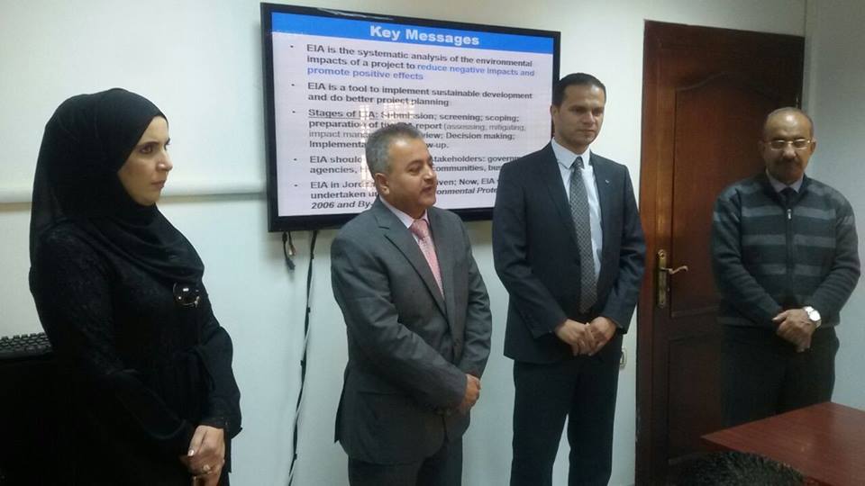 العبداللات يفتتح دورة تقييم الأثر البيئي