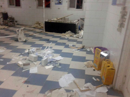 توقيف ثلاثيني لاعتدائه على ممرضة وتحطيم