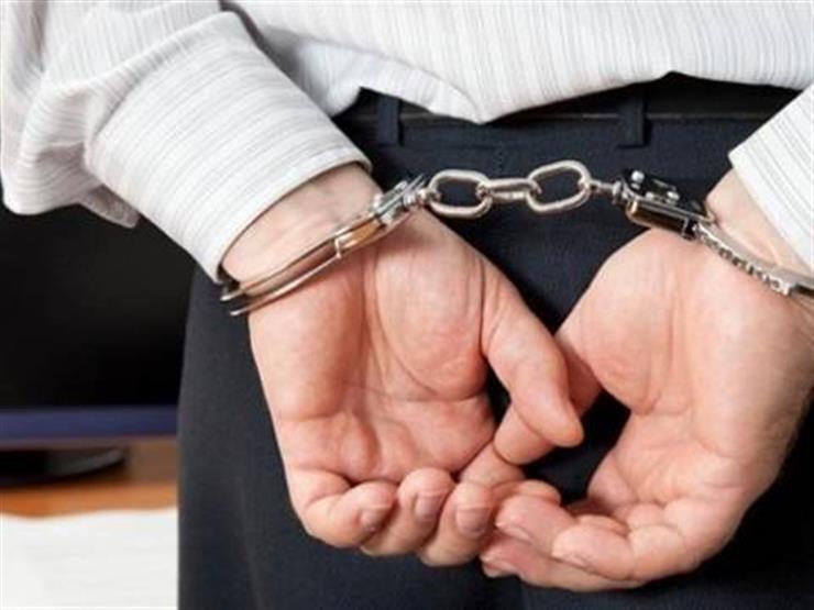 القبض على شخصين ابتلعا ’كبسولات كوكائين‘