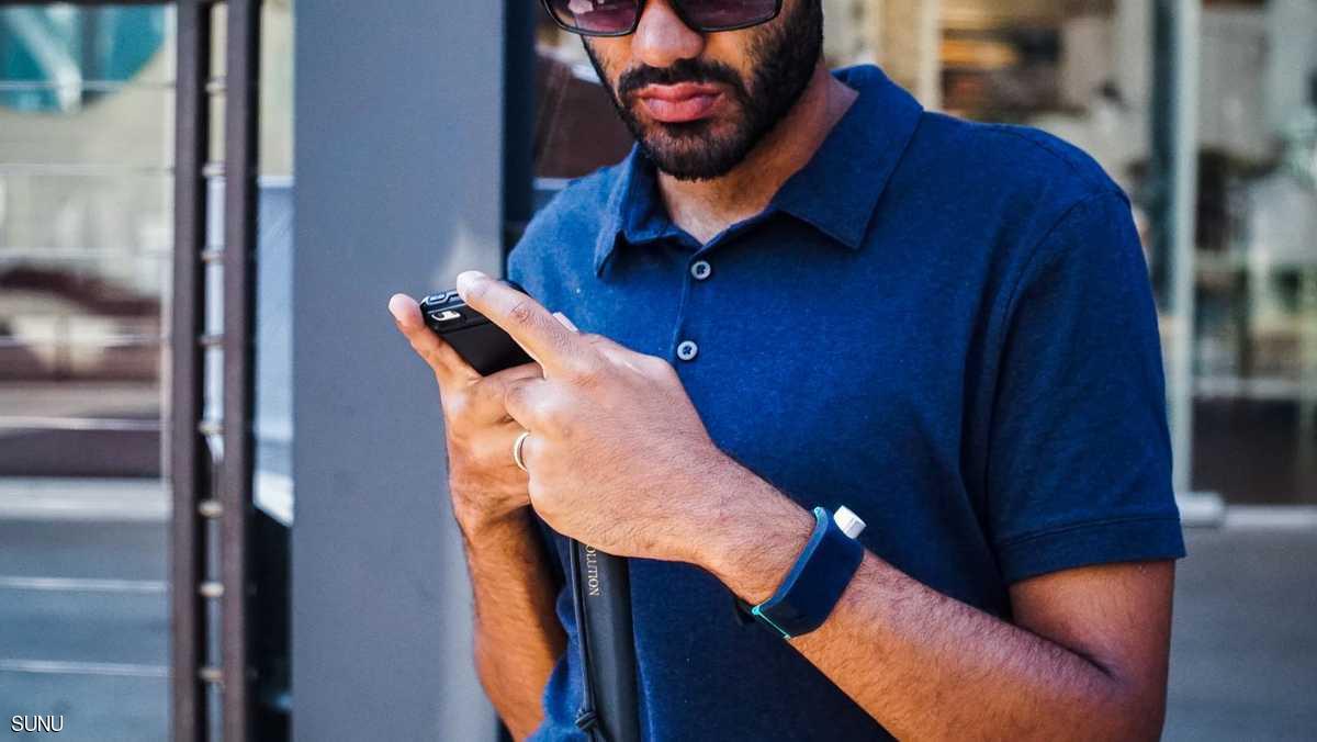 سوار الحاسة السادسة الذكي.. بديل العصا