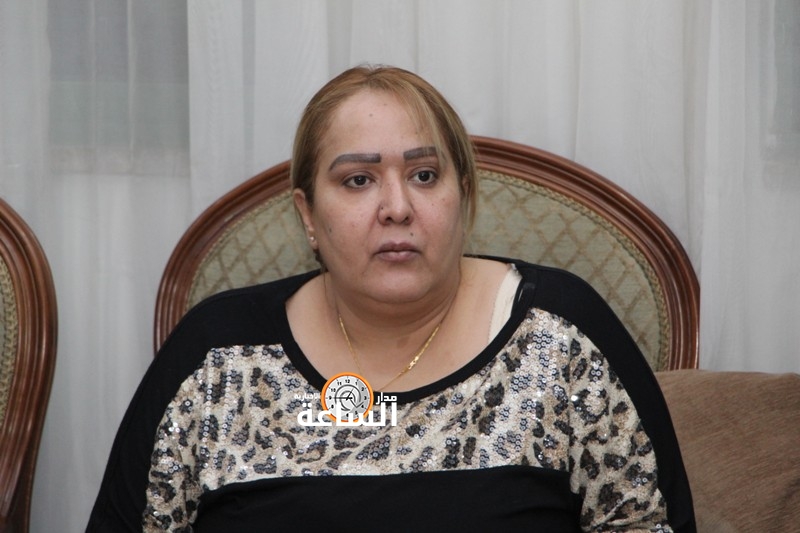 نور ظاظا تستقبل التعازي بوفاة والدتها