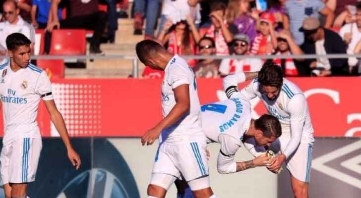 راموس يقبل حذاء إيسكو (فيديو)