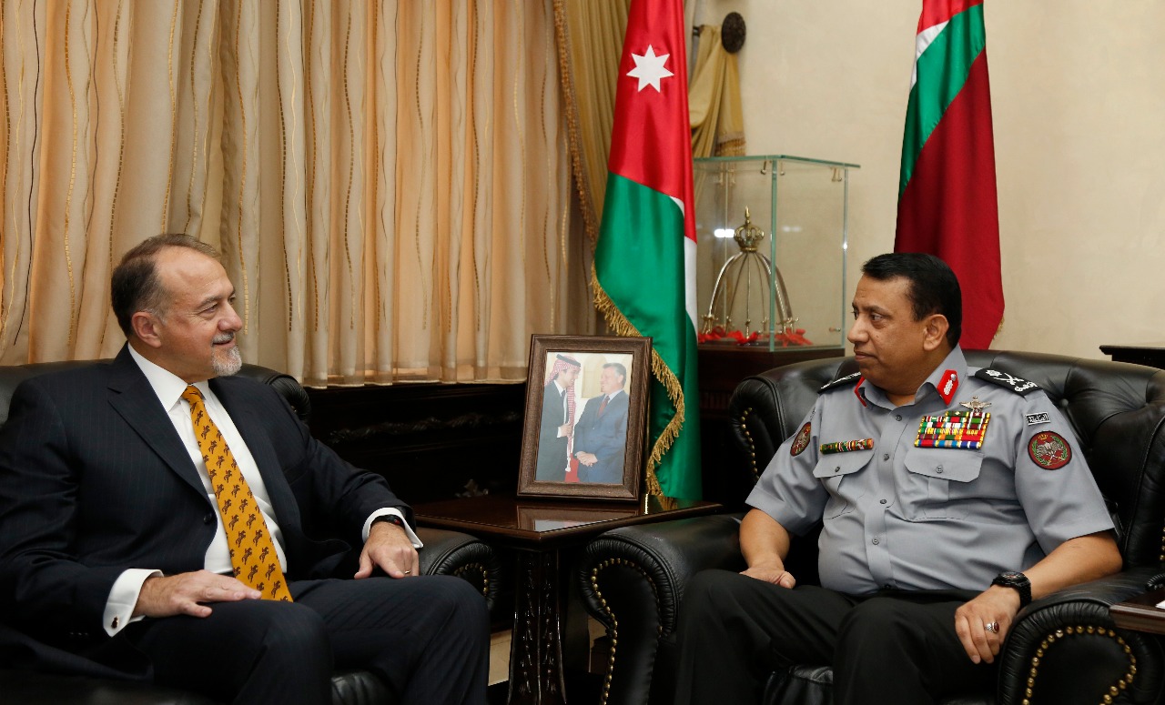 الحواتمة يستقبل القائم بأعمال السفارة الأمريكية