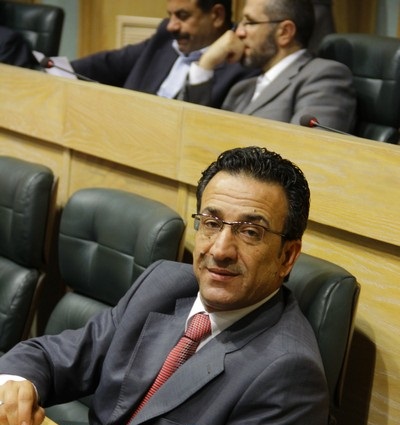 سؤالان للنائب ياغي