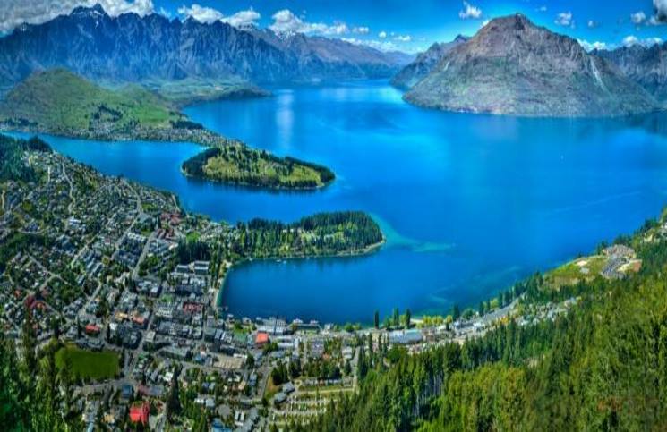 نيوزيلندا تفتح باب الهجرة.. لمن؟