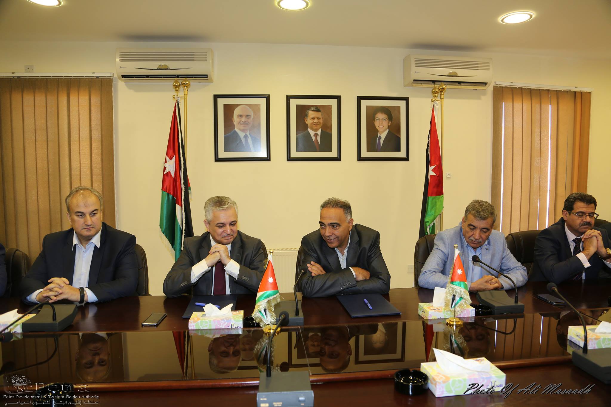 توقيع اتفاقية بين سلطة اقليم البترا
