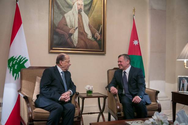 الرئيس اللبناني يهاتف الملك