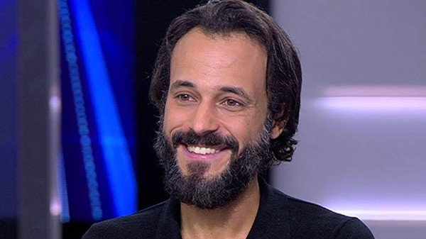 يوسف الشريف يجري جراحة دقيقة بالعمود