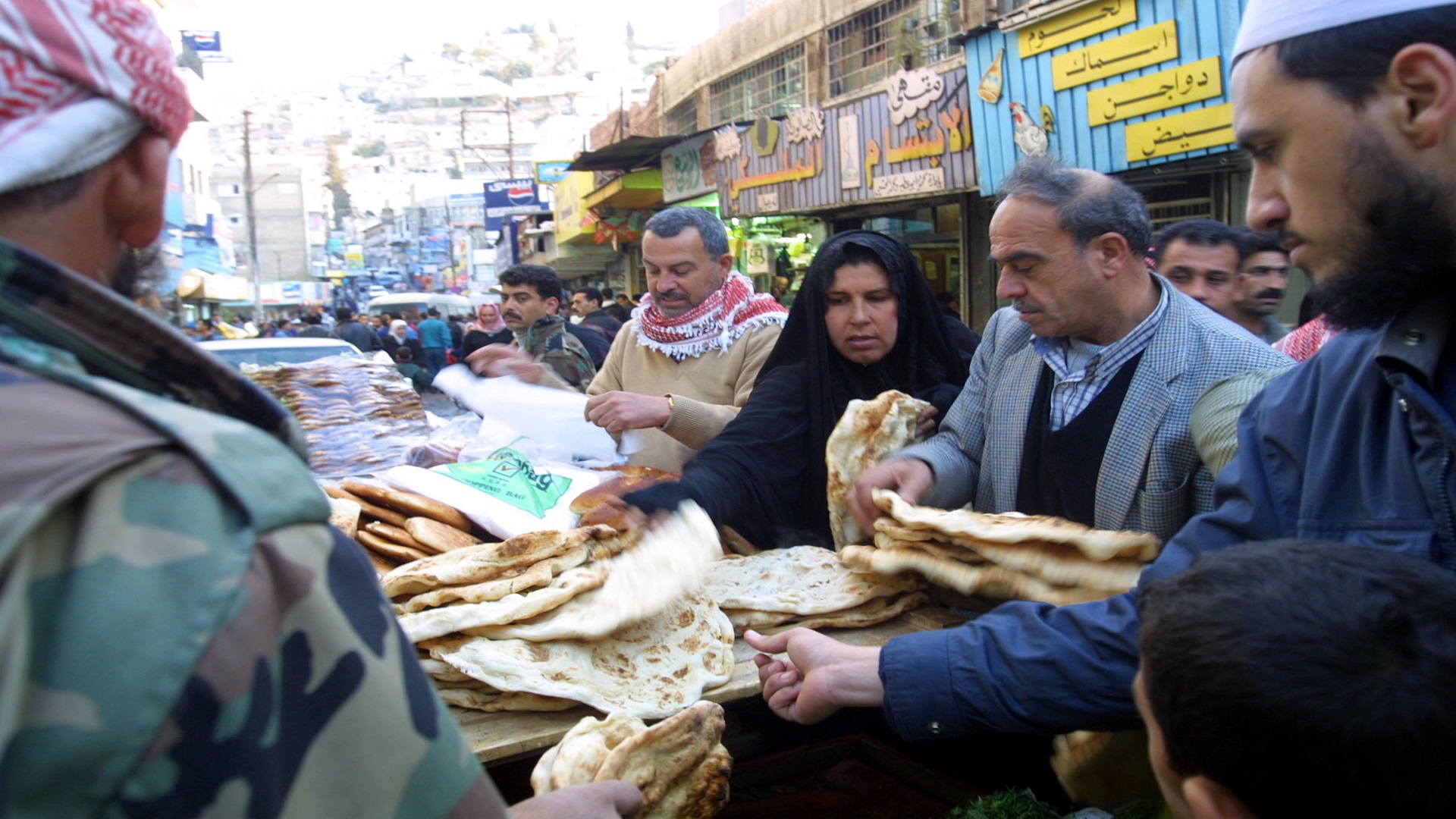 مسوؤل حكومي: الحكومة تقترب من اعتماد