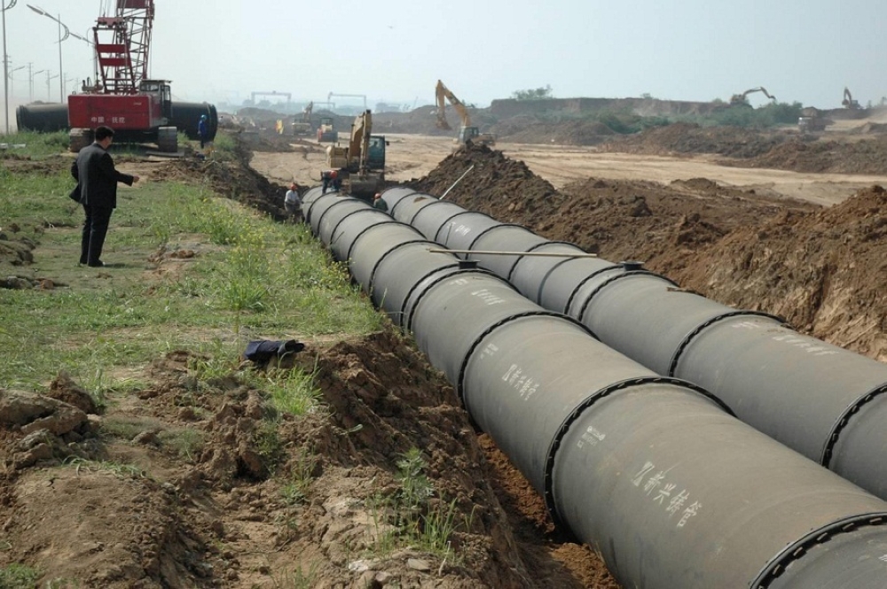 البدء بتنفيذ مشروع جر مياه وادي