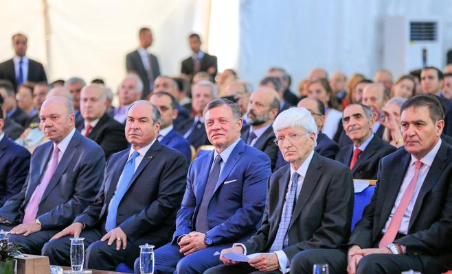 الملك يفتتح فعاليات المنتدى العالمي للعلوم