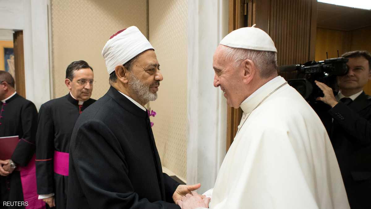 شيخ الأزهر يلتقي بابا الفاتيكان في