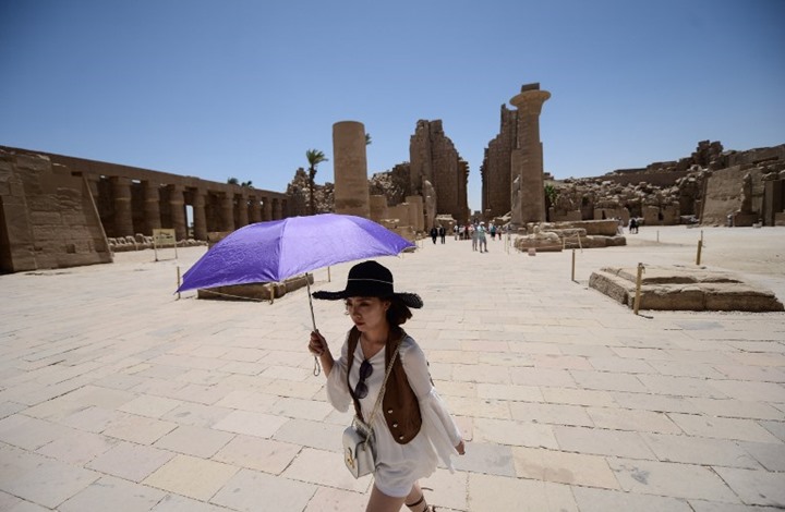 تدهور السياحة المصرية يدفع السياح الأجانب