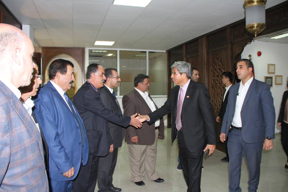 وفد سنغافوري يزور جامعة العلوم الاسلامية