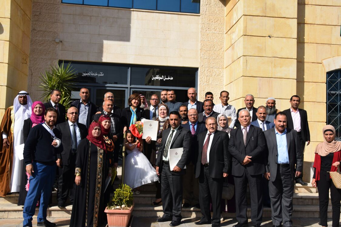 التنمية توقع 1635 1635 اتفاقية ’مشاريع