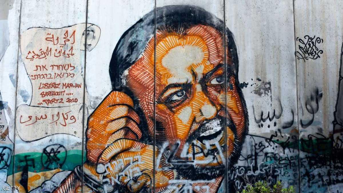 باريس تطالب بالسماح لها بلقاء ’نابليون