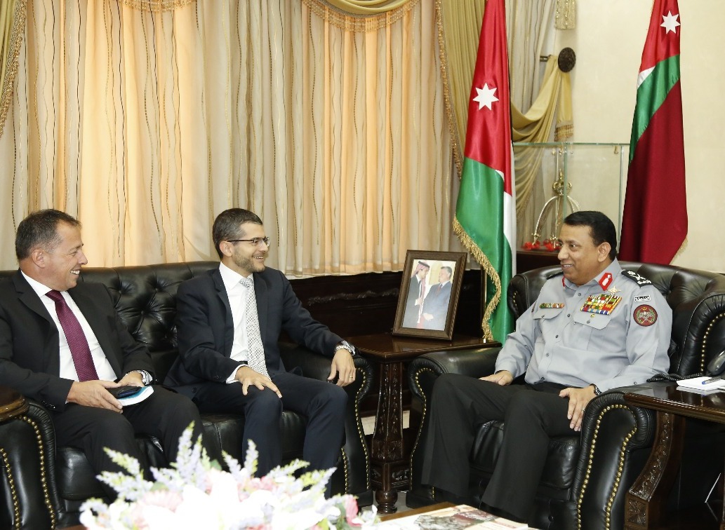 الحواتمة يستقبل السفير الفرنسي