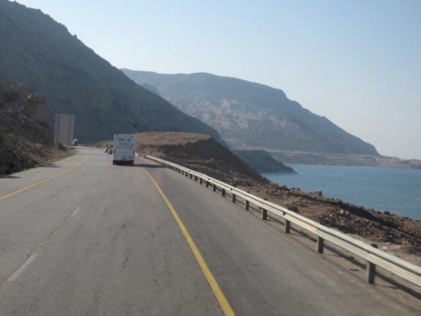 التحقيق بانتحار موظف أمن بفندق في