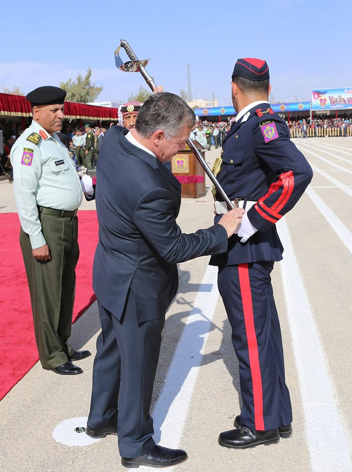 الملك يرعى حفل تخريج الفوج الأول