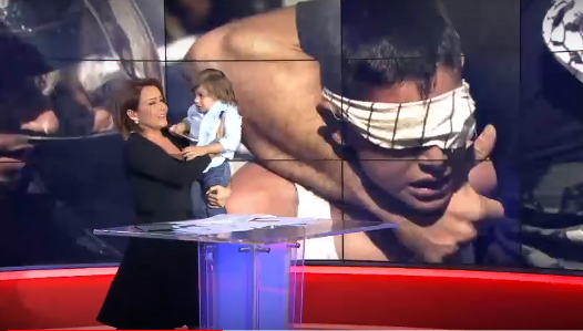 بالفيديو.. .ابن مذيعة قناة العربية يقتحم