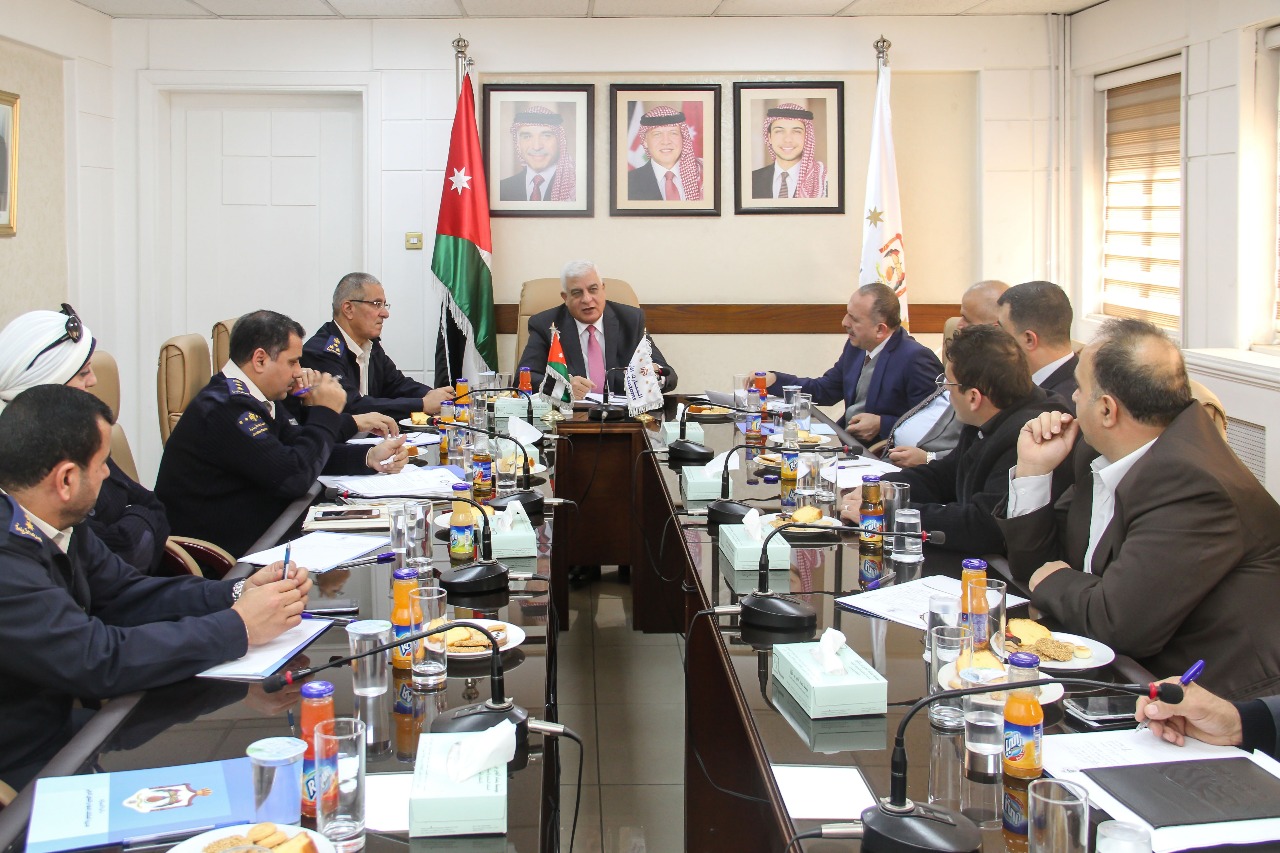 الحمود يلتقي رئيس وأعضاء جمعية مستثمري