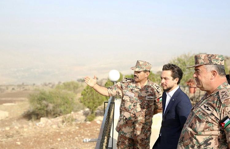 ولي العهد في موقع السن المطل