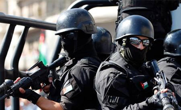 القبض على مطلوب «خطير» متهم بتأليف