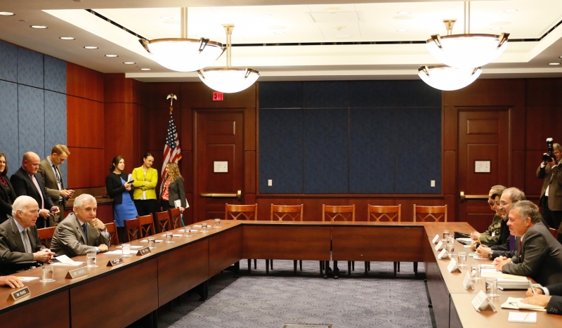 الملك من واشنطن: نقل السفارة الأمريكية